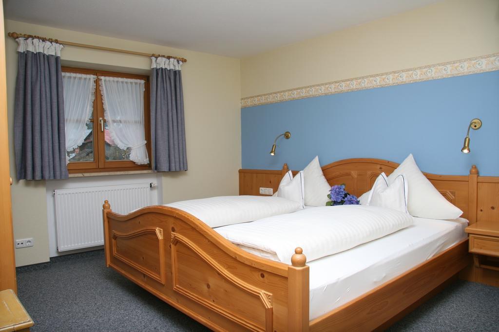 Landhaus Marie-Theres Oberstdorf Chambre photo